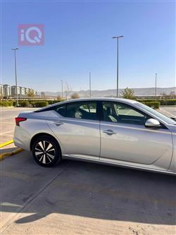 نيسان ألتيما